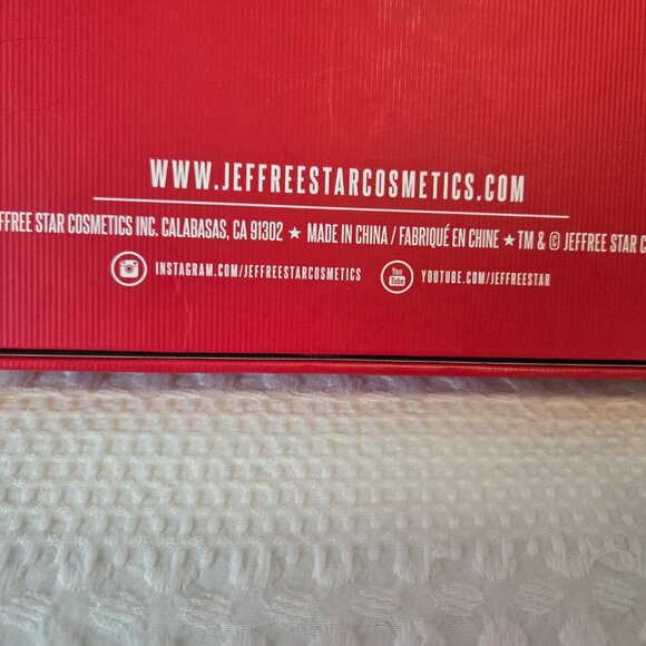 **SALE**JEFFREE STAR BEAUTY KILLER ORNAMENT SET - Picture 5 of 6